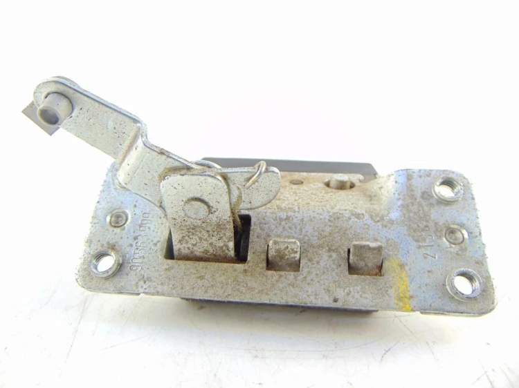 ZAMEK KLAPY BAGAŻNIKA OPEL MERIVA LIFT 90563999