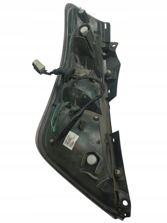 LAMPA PRAWY TYŁ NISSAN MURANO Z50 (2003-2008) 3.5 V6 234KM DS554-B000R