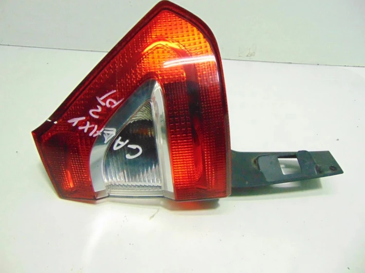 LAMPA PRAWY TYŁ FORD GALAXY II LIFT (2010-2015) 2.0 TDCI (140)