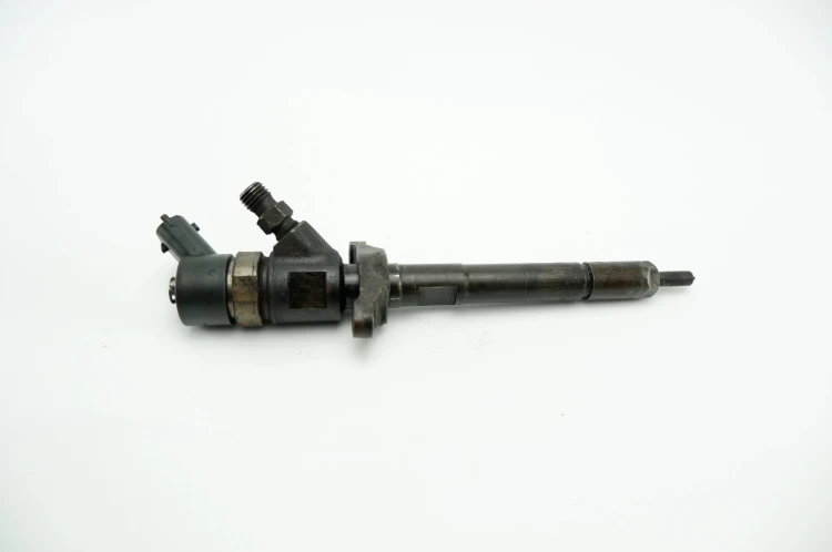 WTRYSKIWACZ PEUGEOT 307 (2001-2005) 0445110281