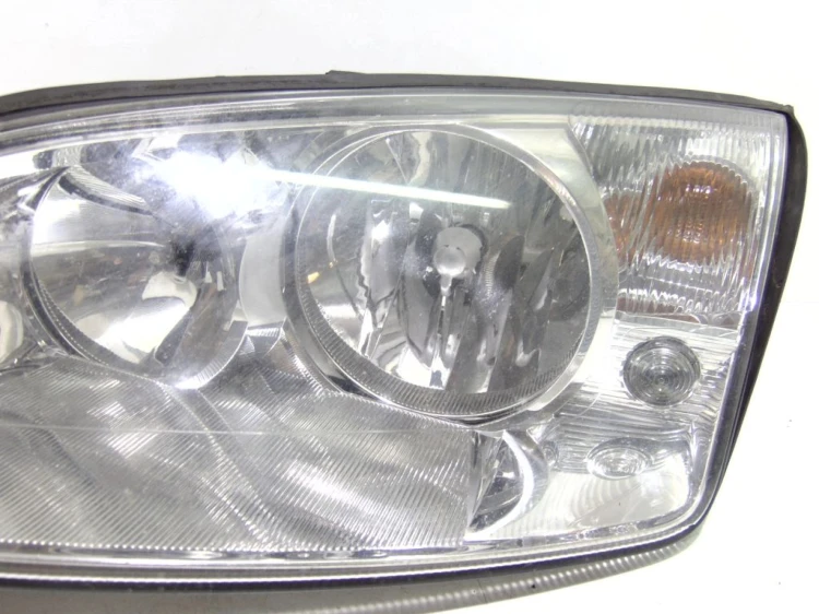 LAMPA LEWY PRZÓD FORD MONDEO MK3 (2001-2007)