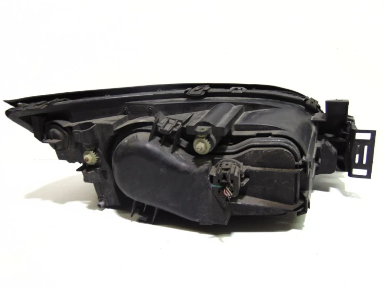 LAMPA LEWY PRZÓD FORD MONDEO MK3 (2001-2007)