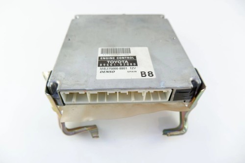 KOMPUTER STEROWNIK SILNIKA TOYOTA COROLLA E12 1.6 16V 89661-02B80