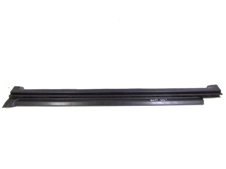 LISTWA PROGOWA LEWA LAND ROVER RANGE ROVER III L322 (2001-2012) 3.0D 177