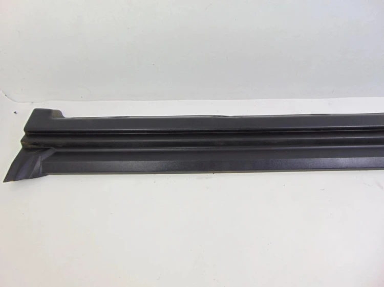 LISTWA PROGOWA LEWA LAND ROVER RANGE ROVER III L322 (2001-2012) 3.0D 177