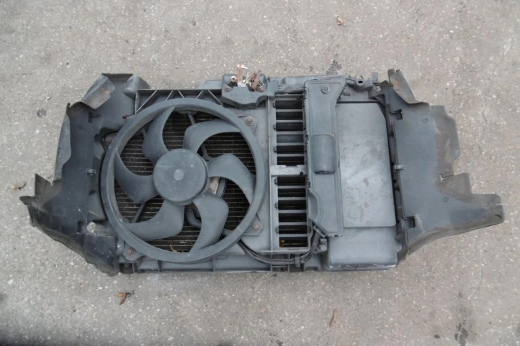 CHŁODNICE KOMPLET PEUGEOT 407 (2004-2008)