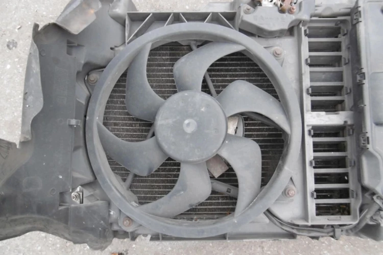 CHŁODNICE KOMPLET PEUGEOT 407 (2004-2008)