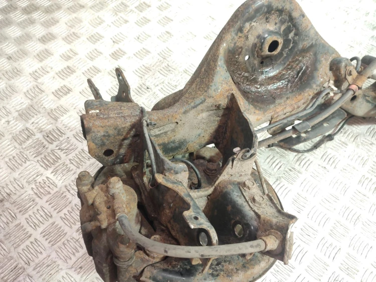 ZWROTNICA WAHACZ PRAWY TYŁ NISSAN QASHQAI+2 J10 LIFT (2009-2013) 2.0 DCI 15