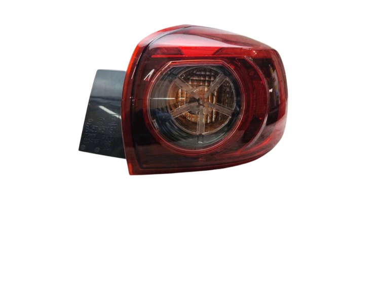 LAMPA PRAWY TYŁ MAZDA 3 III BM/BN LIFT (2016-2018) 2.0 SKYACTIV 120KM 220-4