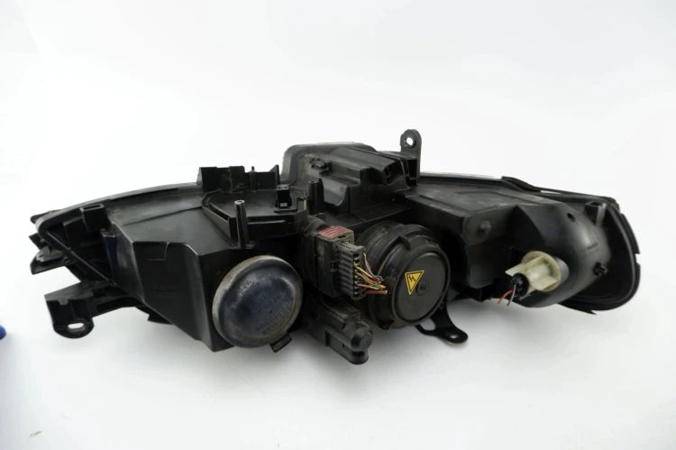 LAMPA LEWY PRZÓD OPEL VECTRA B LIFT 1.8 16V