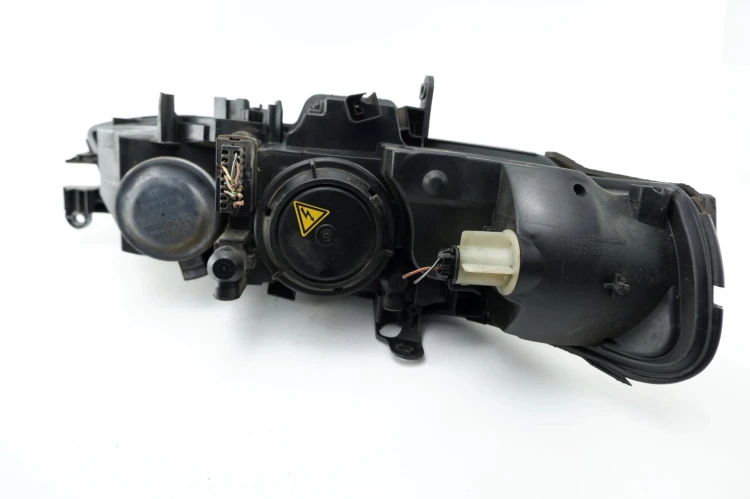 LAMPA LEWY PRZÓD OPEL VECTRA B LIFT 1.8 16V