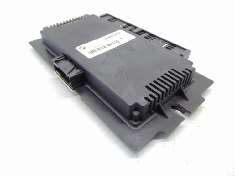 STEROWNIK ŚWIATEŁ BMW E87 2.0 BEN 9204525
