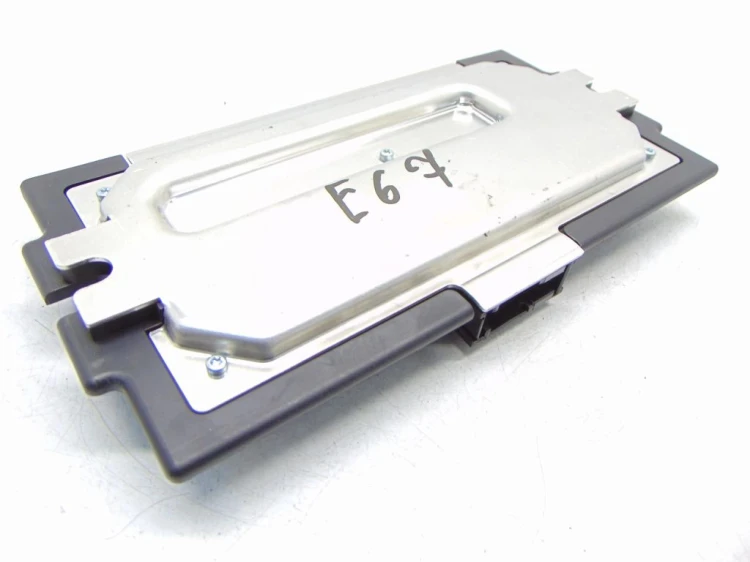 STEROWNIK ŚWIATEŁ BMW E87 2.0 BEN 9204525