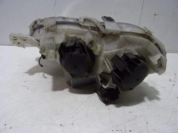 LAMPA PRAWY PRZÓD SMART FORTWO