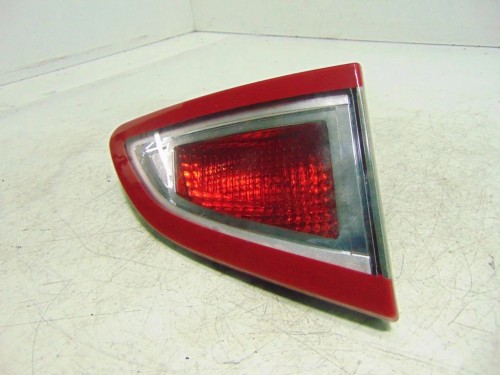 LAMPA LEWY TYŁ W KLAPE RENAULT SCENIC III (2009-2013) 1.6 16V