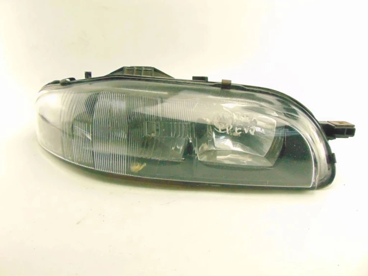 LAMPA PRAWY PRZÓD FIAT MAREA 1.6 16V 100KM