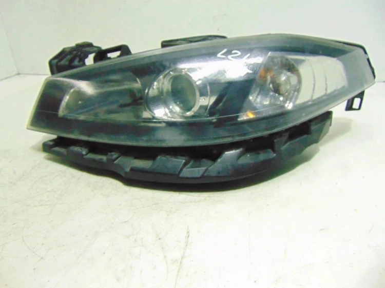 LAMPA LEWY PRZÓD RENAULT LAGUNA II LIFT (2005-2007) 2.0 DCI