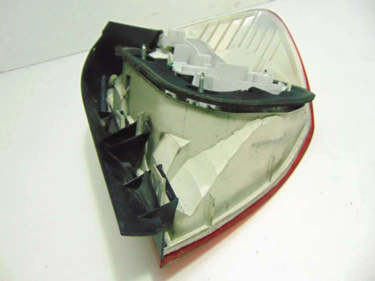 LAMPA LEWY TYŁ BMW E81 LIFT(2007-2011) 116i N43B20 122KM