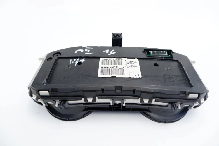 LICZNIK RENAULT MEGANE II (2002-2005) 1.6 16V 8200793118