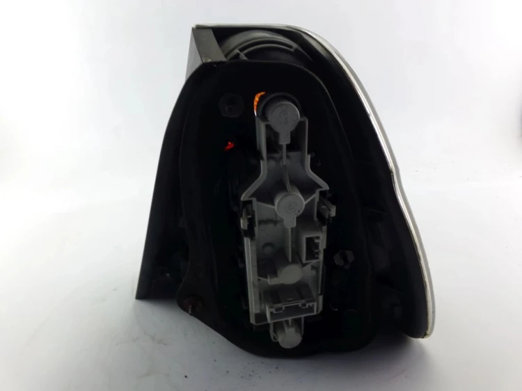 LAMPA LEWY TYŁ BMW E46