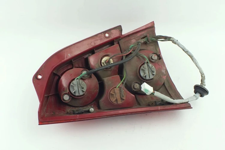 LAMPA PRAWY TYŁ HYUNDAI ATOS (1997-2008) 1.1 12V
