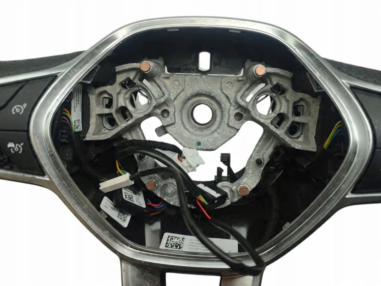 KIEROWNICA RENAULT ARKANA (2021-2023) 1.6 E-TECH 143KM 484005555R