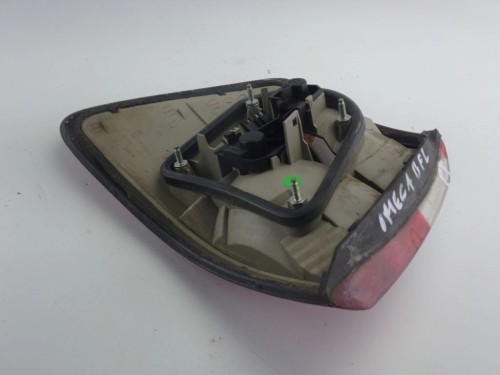 LAMPA PRAWY TYŁ OPEL OMEGA B (1994-1999) 2.2 16V