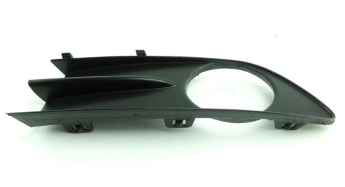 RAMKA HALOGENU PRAWA RENAULT LAGUNA II (2001-2005) 2.0 T 000009745