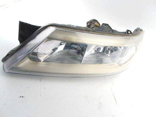LAMPA LEWY PRZÓD RENAULT LAGUNA II (2001-2005) 8200163325
