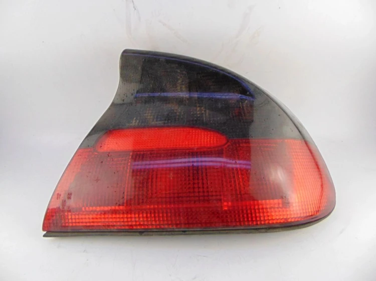 LAMPA PRAWY TYŁ OPEL TIGRA 1.6 16V