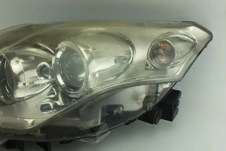 LAMPA LEWY PRZÓD RENAULT LAGUNA III (2007-)