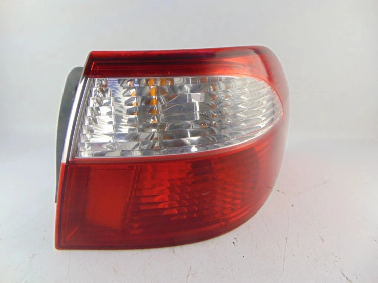 LAMPA PRAWY TYŁ MAZDA 626 V (2000-2002) 2.0 D