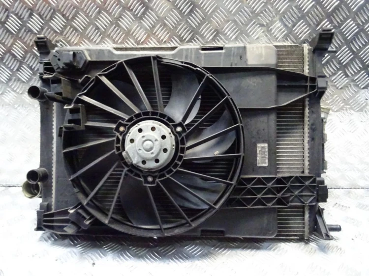 CHŁODNICE KOMPLET RENAULT SCENIC II LIFT (2006-2009)