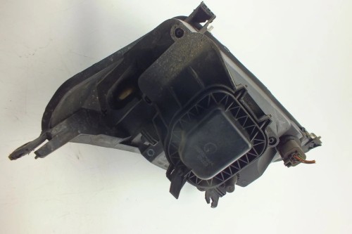 LAMPA PRAWY PRZÓD FORD FOCUS MK1 1.8 TDCI