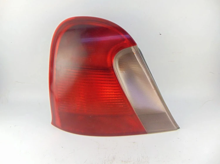LAMPA LEWY TYŁ ROVER 75 (1998 – 2005) 2.5 V6