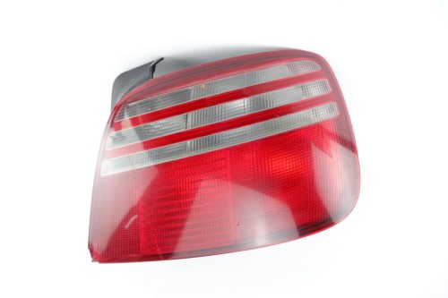 LAMPA PRAWY TYŁ HONDA ACCORD VI (1999-2000) 2.0 147