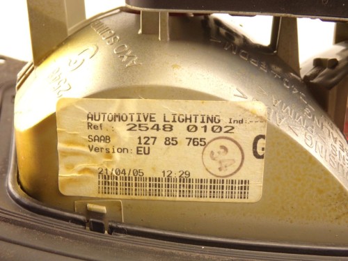 LAMPA LEWY TYŁ W KLAPE SAAB 9-3