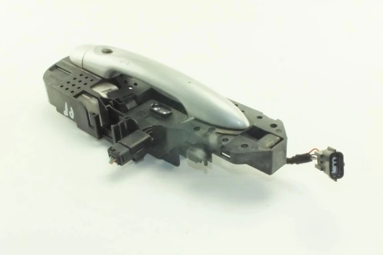 KLAMKA ZEWNĘTRZNA PRAWY PRZÓD RENAULT MEGANE III (2008-2013) 1.9 DCI