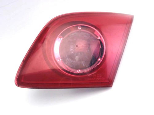 LAMPA PRAWY TYŁ W KLAPE MAZDA 3 I (2003-2009) STANLEY P2913P