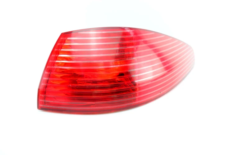 LAMPA PRAWY TYŁ PEUGEOT 607 (1999-2004) 2.0 16V