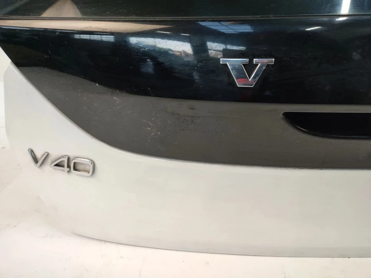 KLAPA BAGAŻNIKA VOLVO V40 II (2012-2016) 2.0 D4 177KM