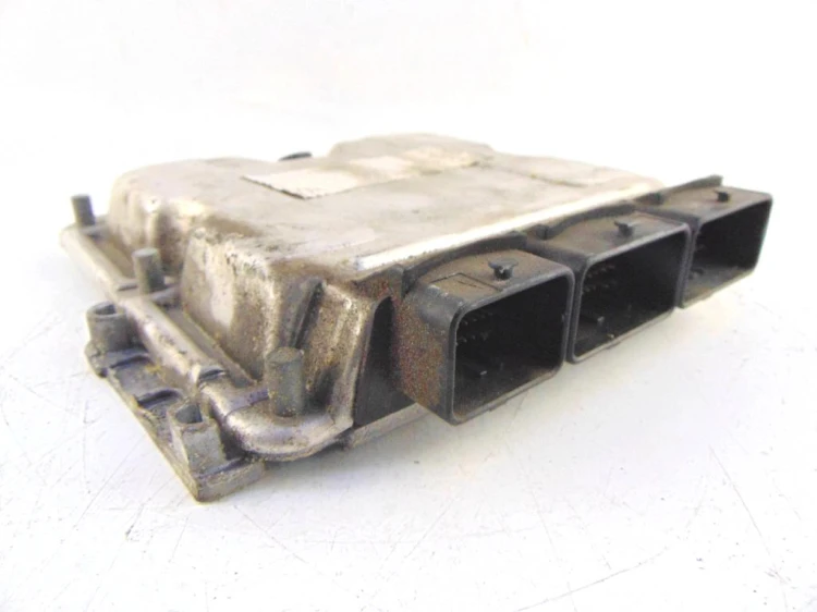 KOMPUTER STEROWNIK SILNIKA RENAULT ESPACE IV (2003-2006) 1.9 DCI 8200309316