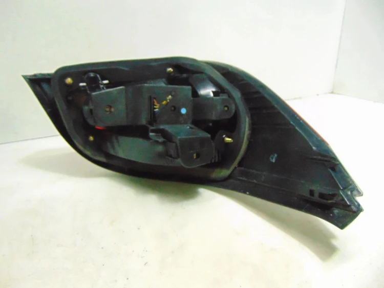 LAMPA PRAWY TYŁ BMW E60 2.5 D M57D25 177 KM