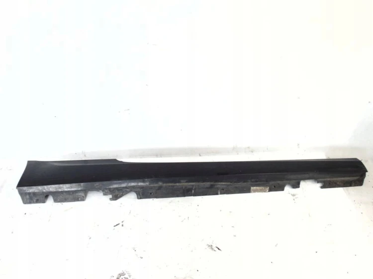 LISTWA PROGOWA PRAWA BMW E93 LIFT 2.0 BENZ