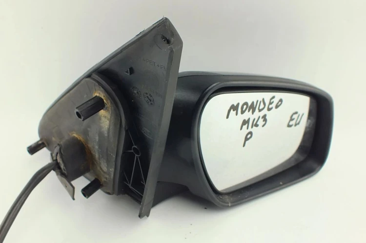 LUSTERKO PRAWE FORD MONDEO MK3 (2001-2007)