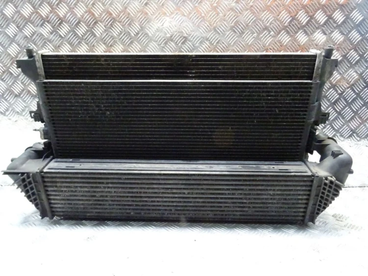 CHŁODNICE KOMPLET RENAULT LAGUNA II LIFT (2005-2007)