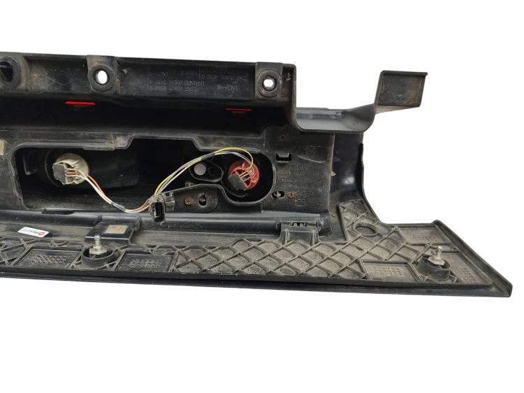 LAMPA PRAWY TYŁ RENAULT TRAFIC III LIFT (2019-2021) 1.6 DCI 90KM 265A14210R