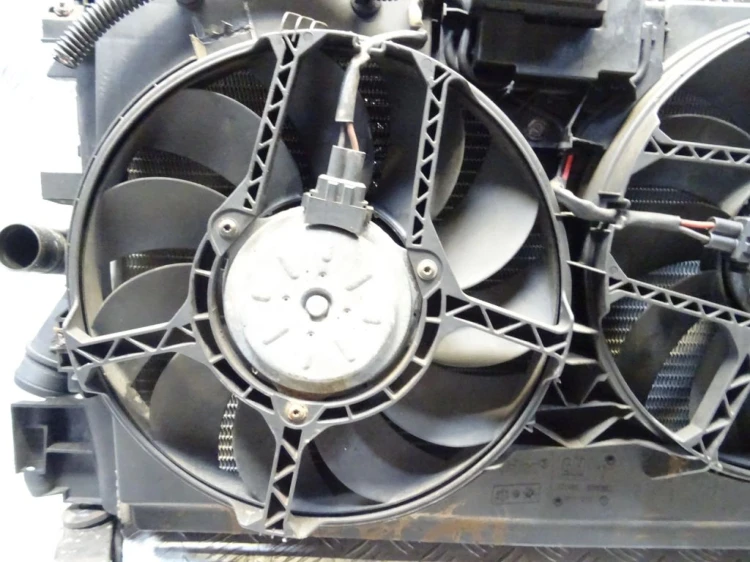 CHŁODNICE KOMPLET OPEL SIGNUM LIFT (2005-2008)