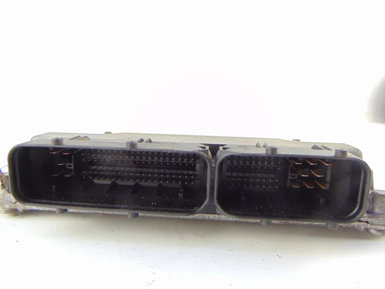 KOMPUTER STEROWNIK SILNIKA SKODA FABIA I 6Y 1.2 03E906033F