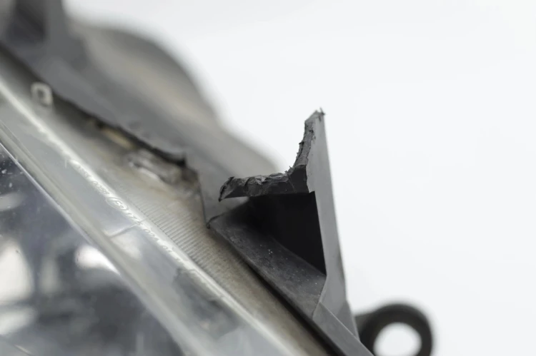 LAMPA PRAWY PRZÓD PEUGEOT 307 (2001-2005) 1.6 16V 9641615680